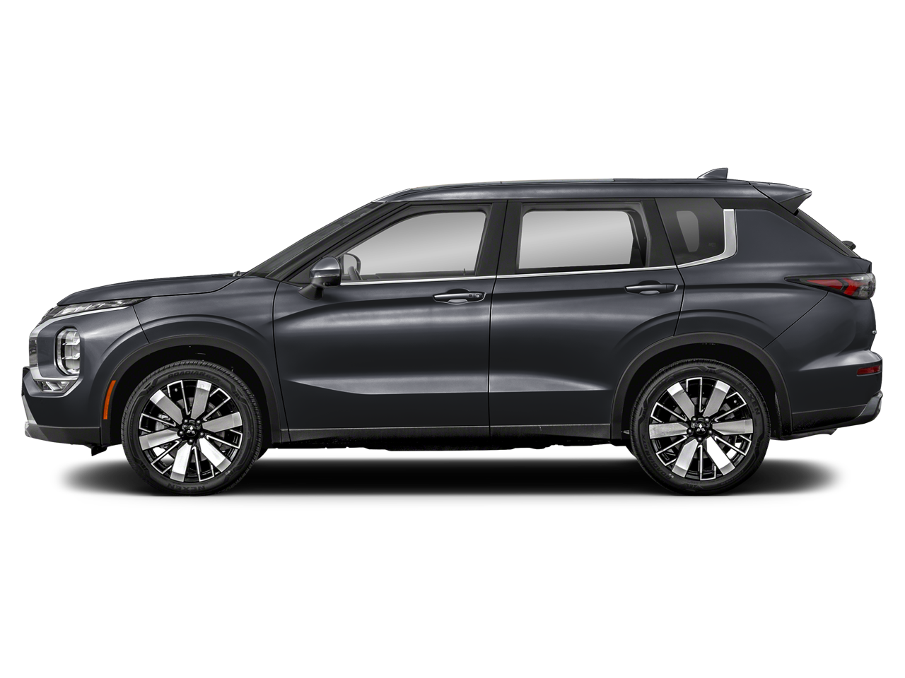 2025 Mitsubishi Outlander SE - Photo 16