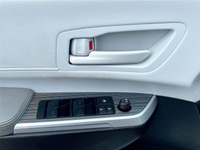 2025 Toyota Sienna LE 8-Passenger