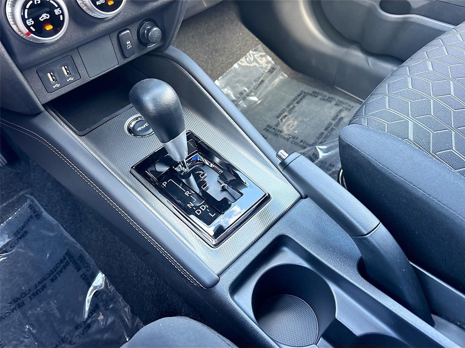 2026 Mitsubishi Outlander Sport ES