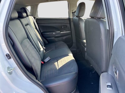 2025 Mitsubishi Outlander Sport SE