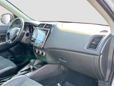 2025 Mitsubishi Outlander Sport SE
