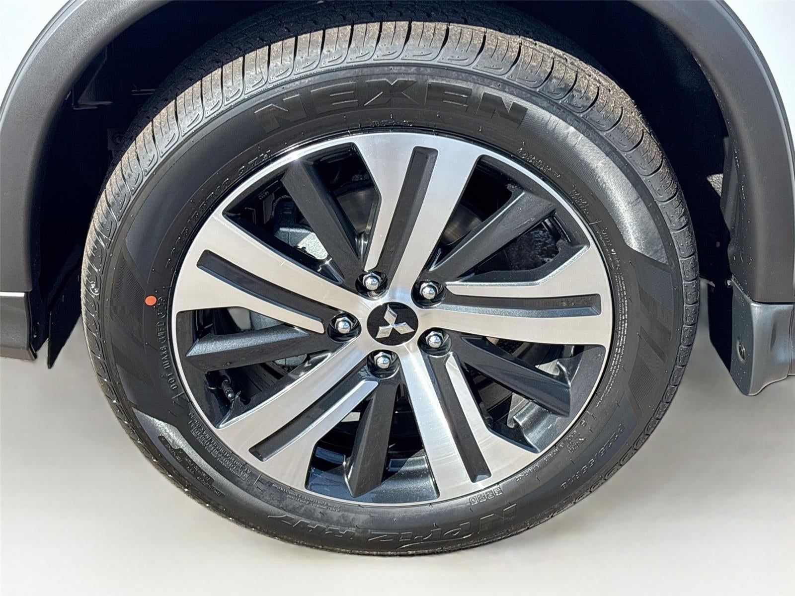 2026 Mitsubishi Outlander Sport SE
