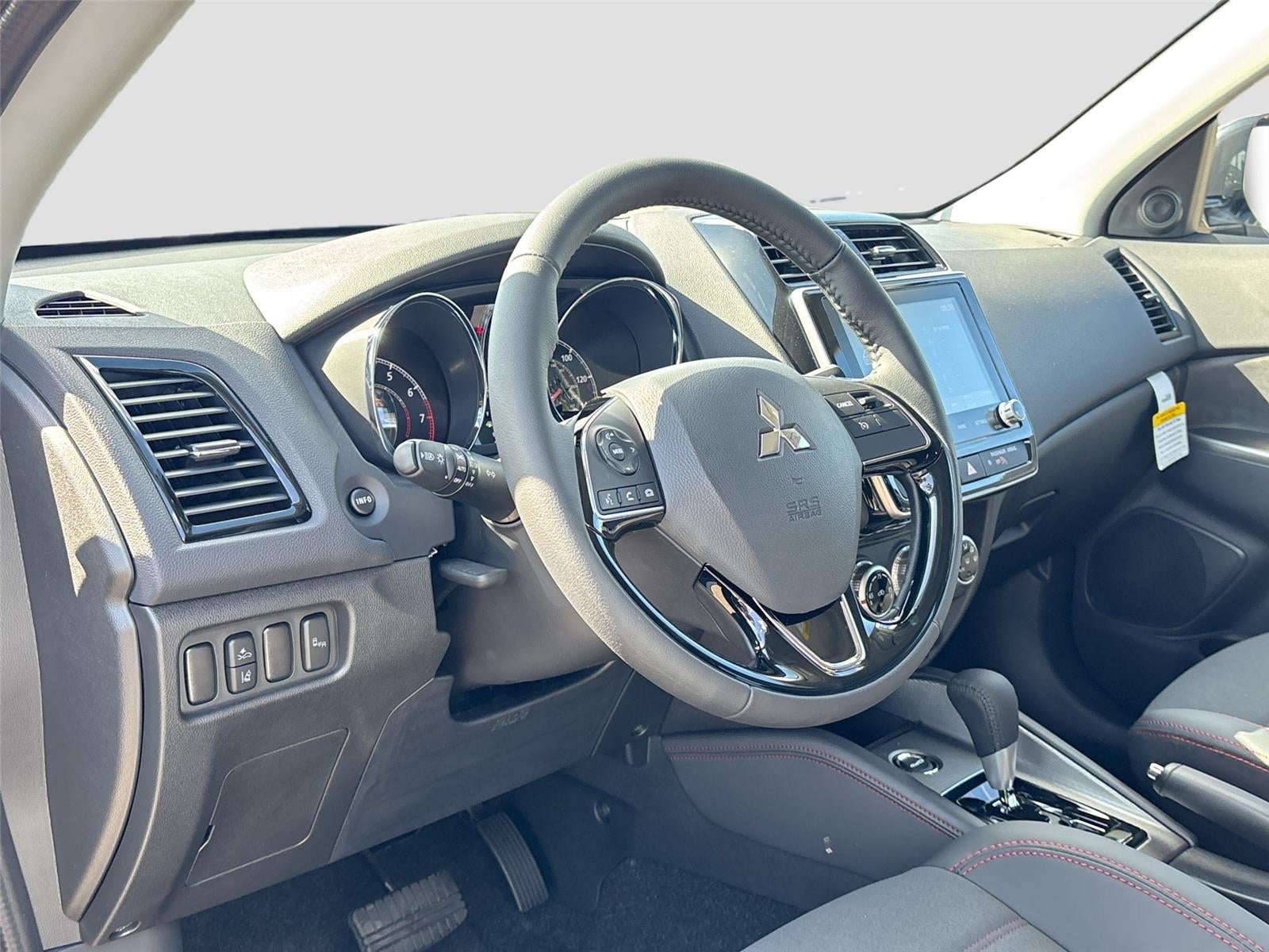 2026 Mitsubishi Outlander Sport SE