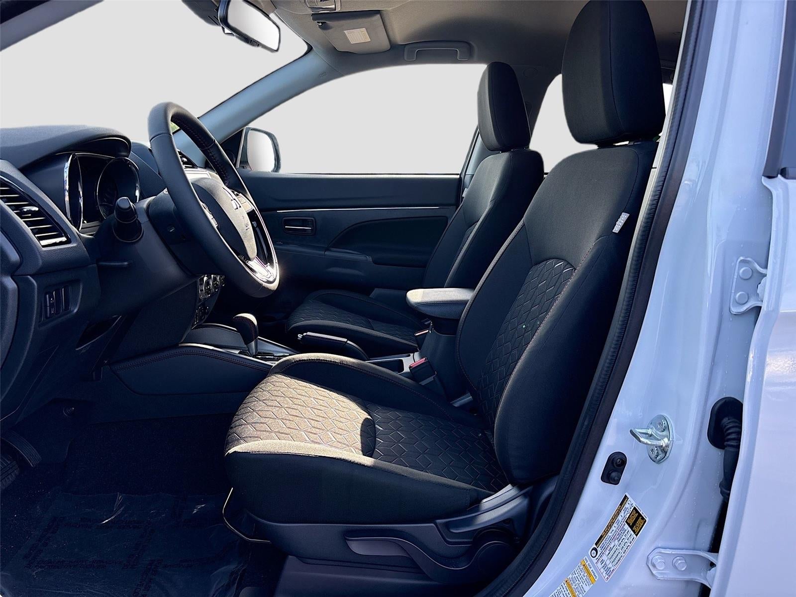 2026 Mitsubishi Outlander Sport LE