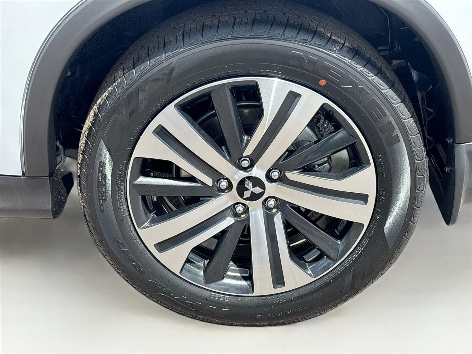 2026 Mitsubishi Outlander Sport ES