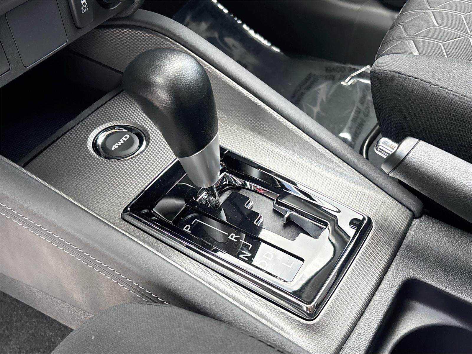 2026 Mitsubishi Outlander Sport ES