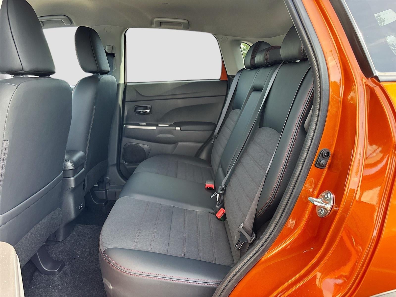 2026 Mitsubishi Outlander Sport SE