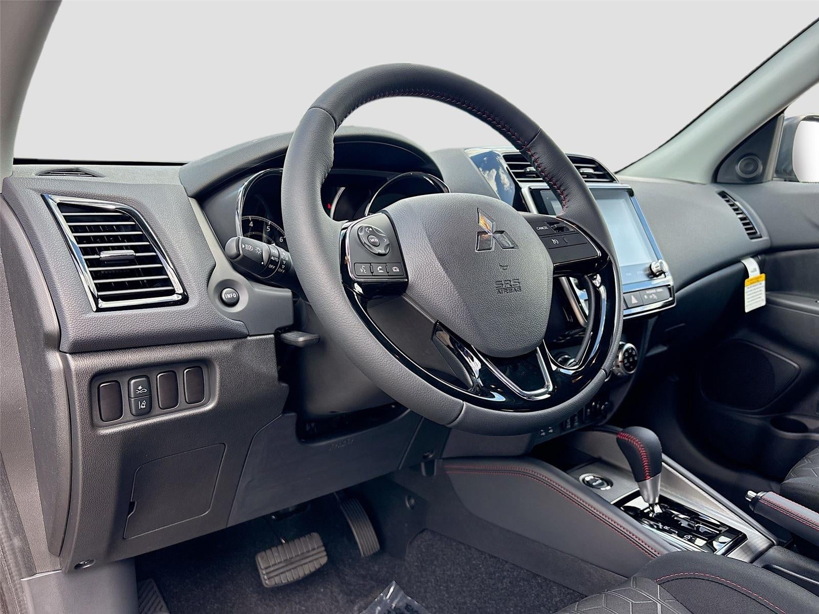 2026 Mitsubishi Outlander Sport LE