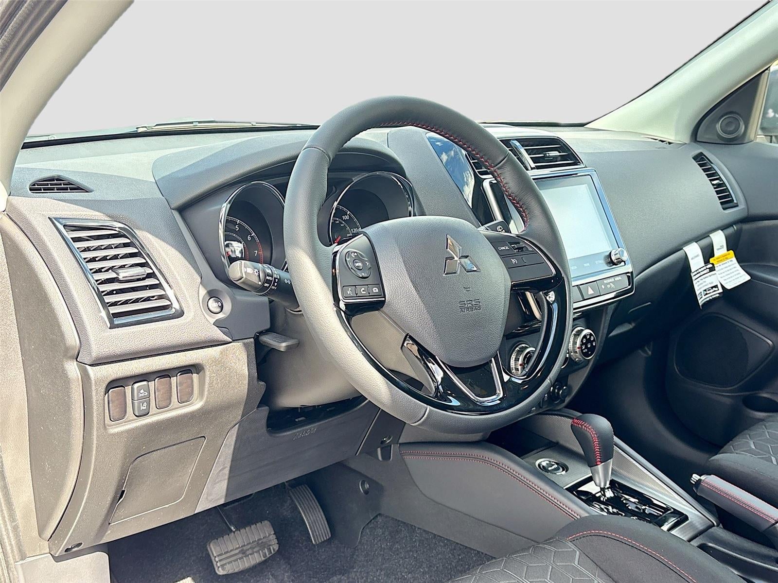 2026 Mitsubishi Outlander Sport LE