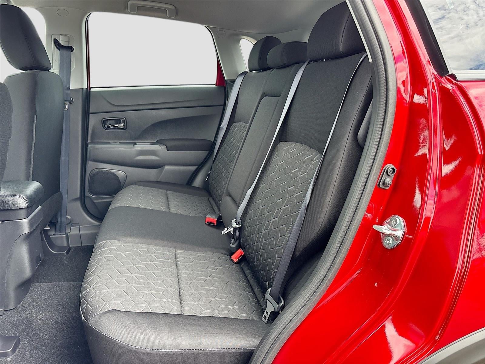 2026 Mitsubishi Outlander Sport ES