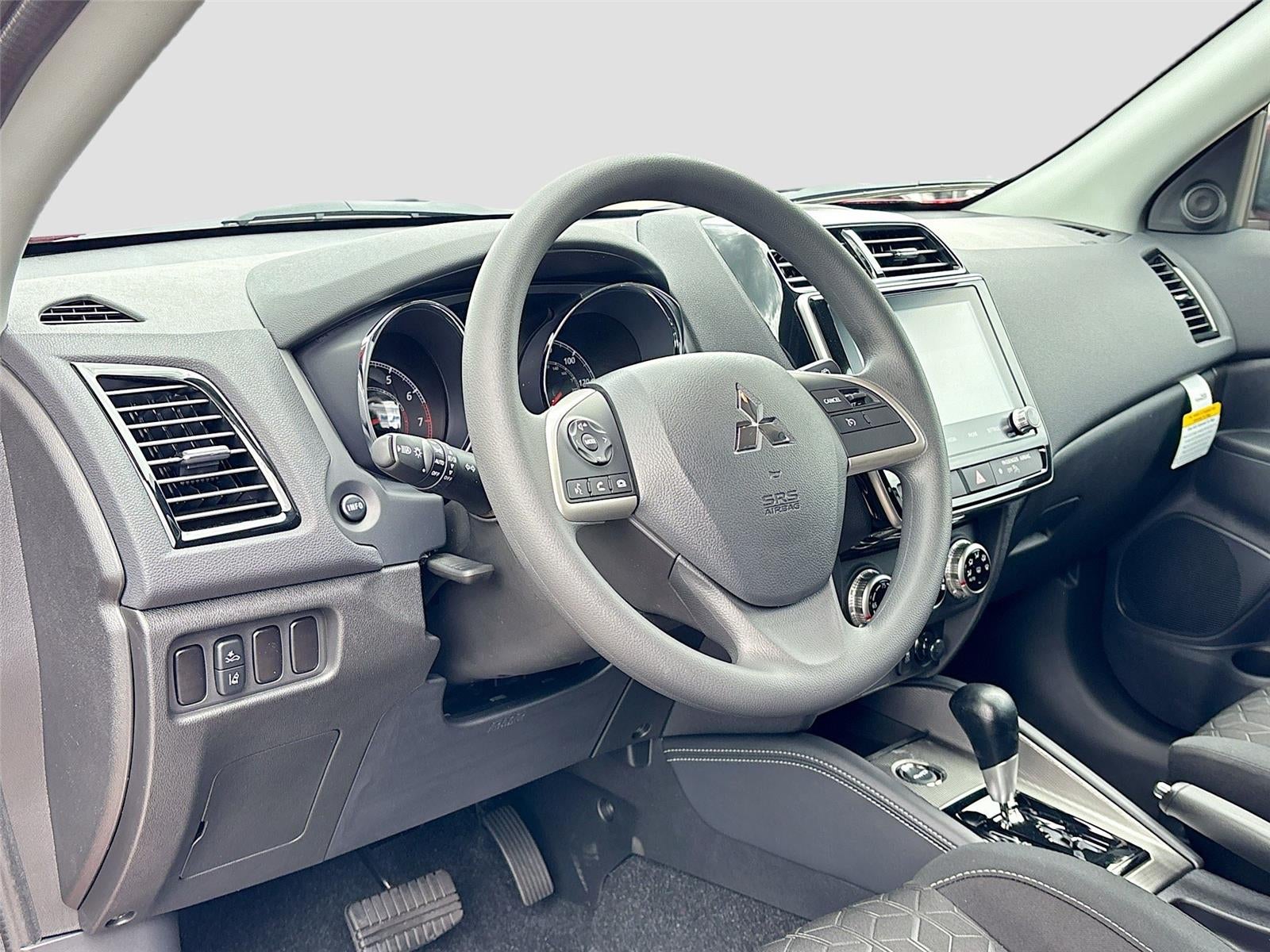 2026 Mitsubishi Outlander Sport ES