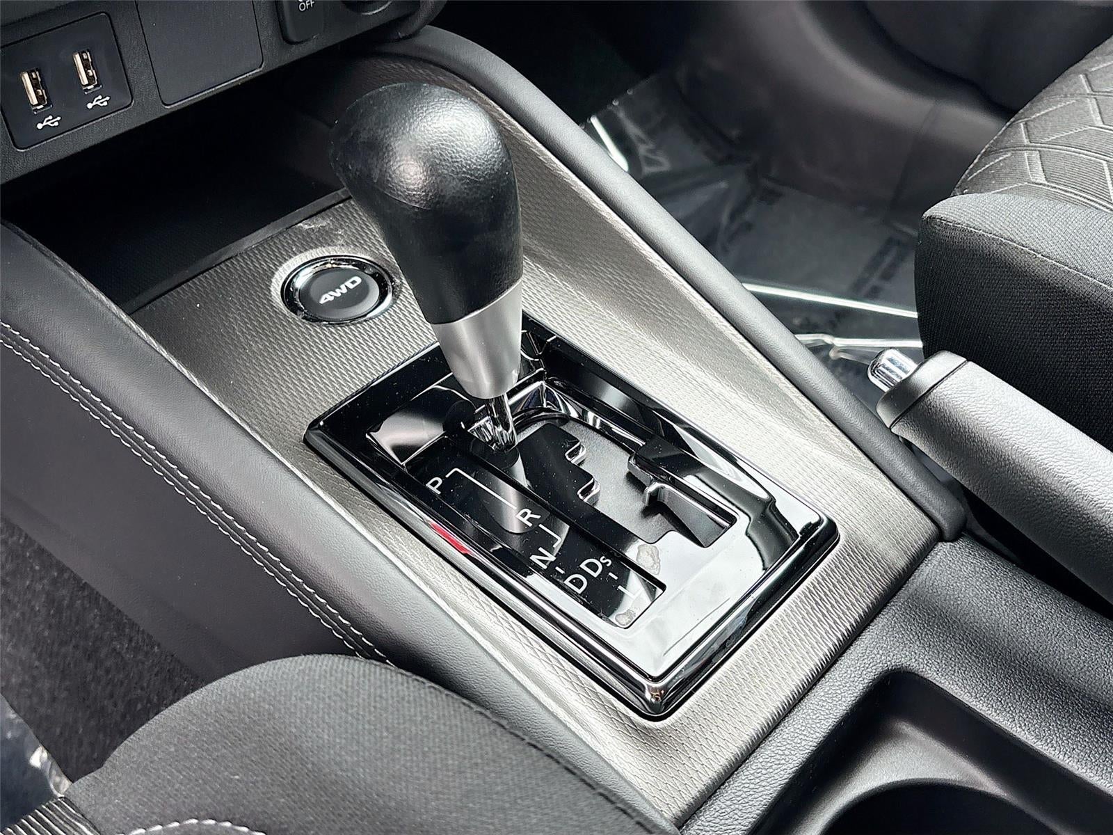 2026 Mitsubishi Outlander Sport ES