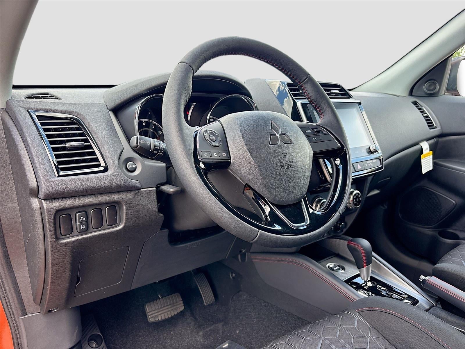 2026 Mitsubishi Outlander Sport LE