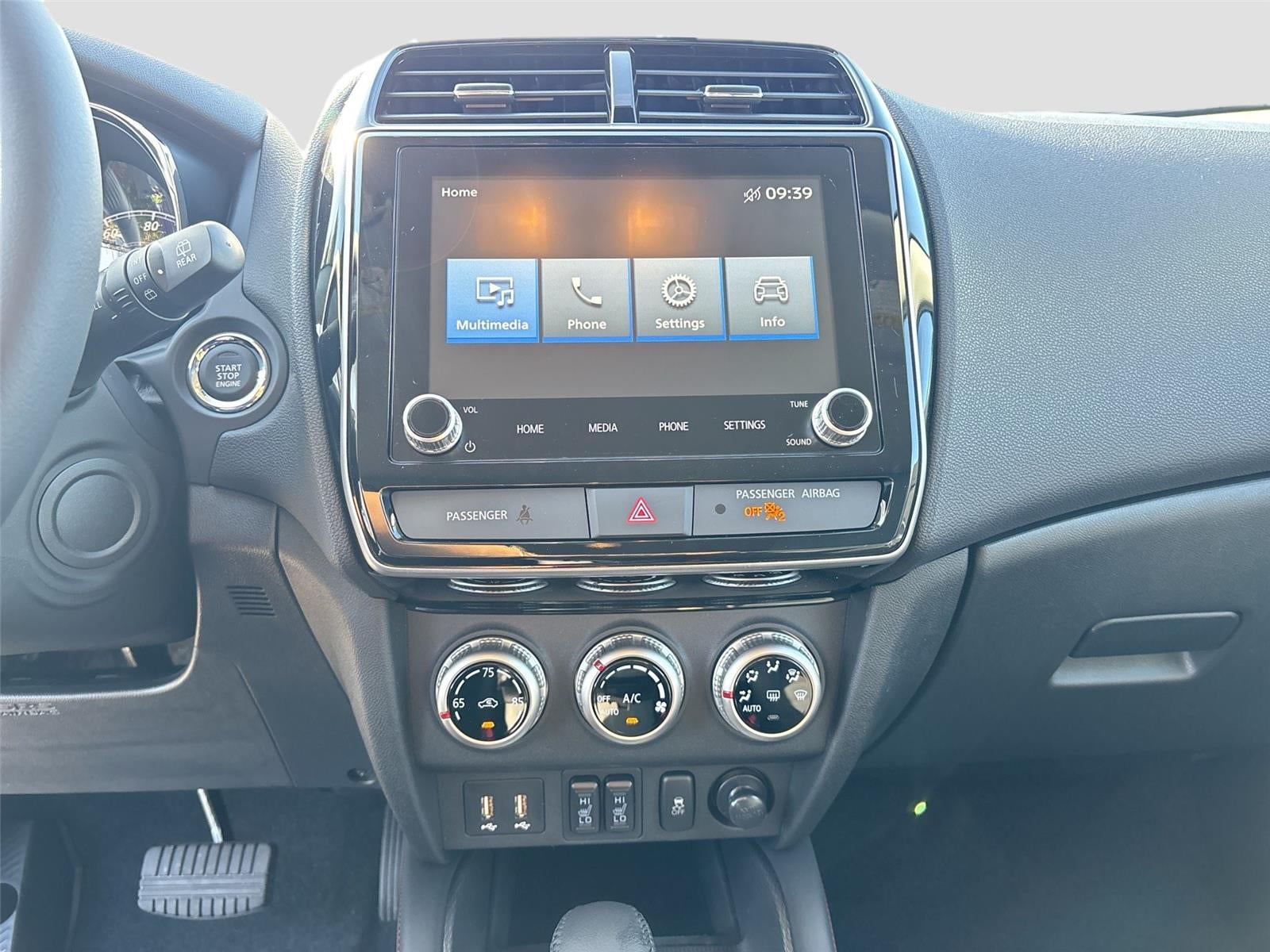 2026 Mitsubishi Outlander Sport SE