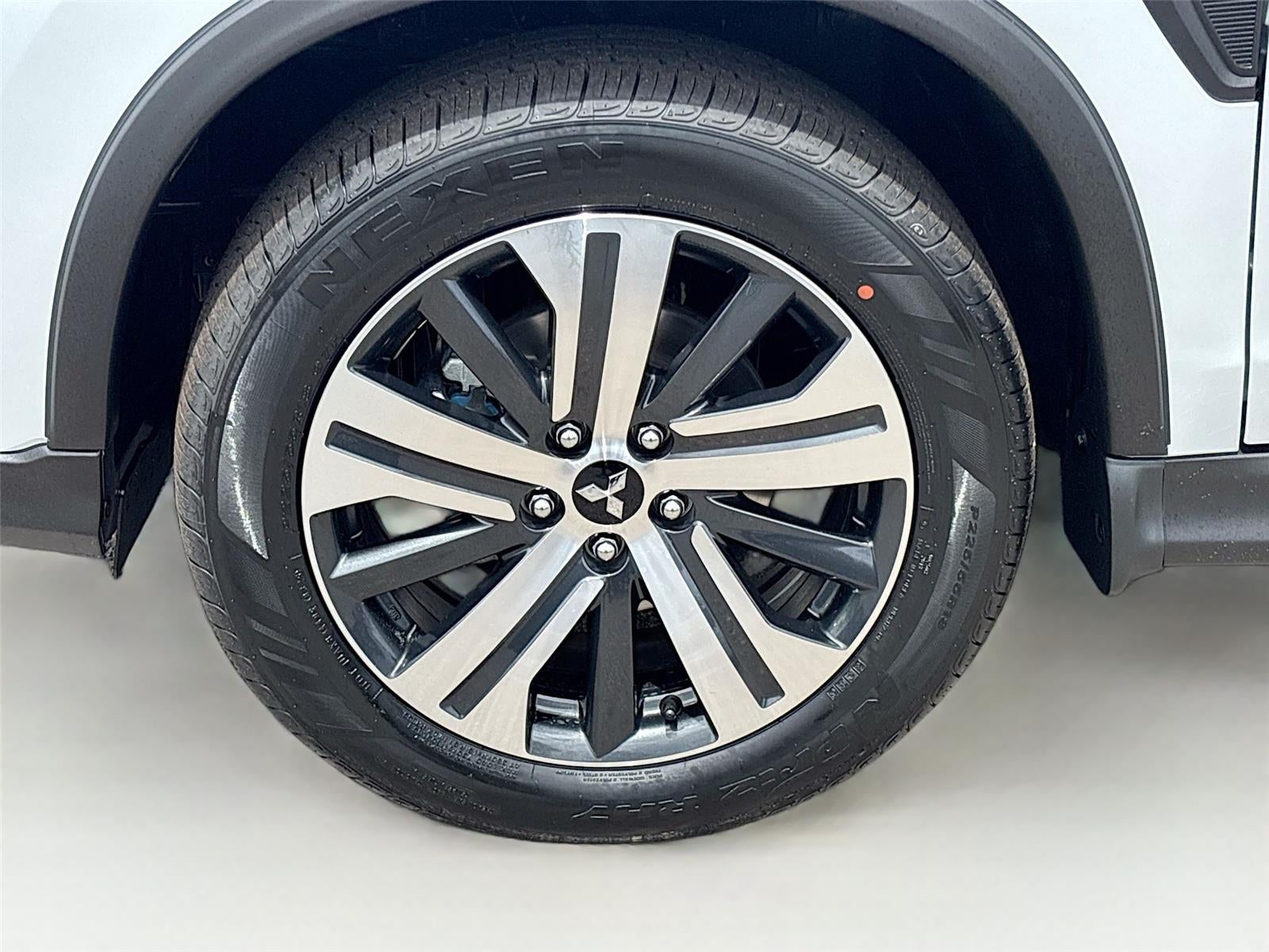 2026 Mitsubishi Outlander Sport ES