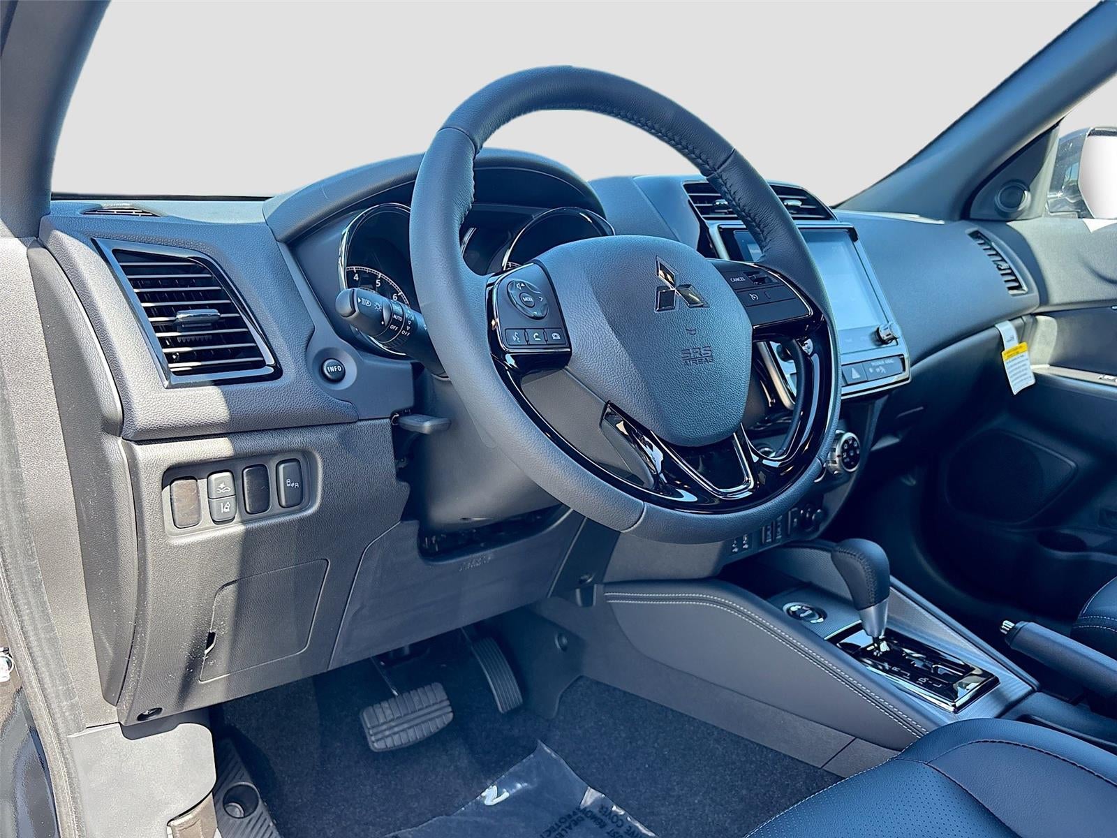 2026 Mitsubishi Outlander Sport SEL