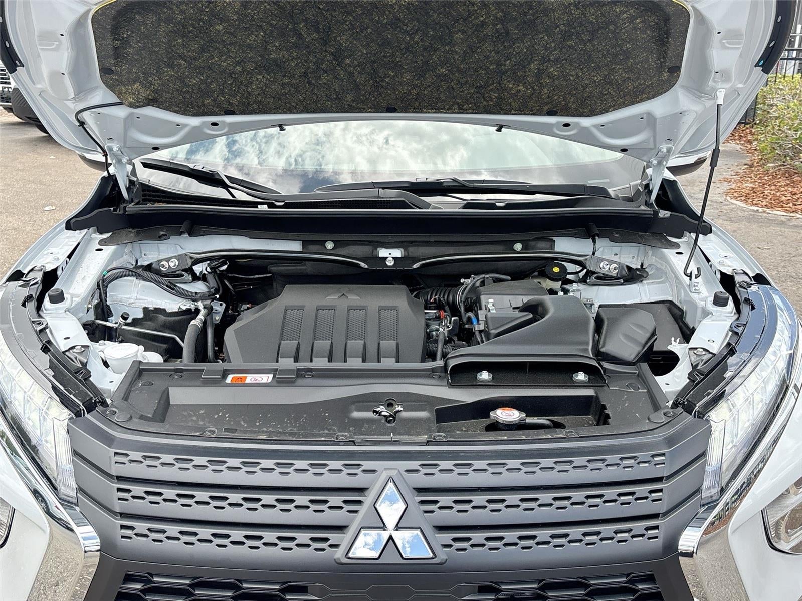 2026 Mitsubishi Eclipse Cross SE