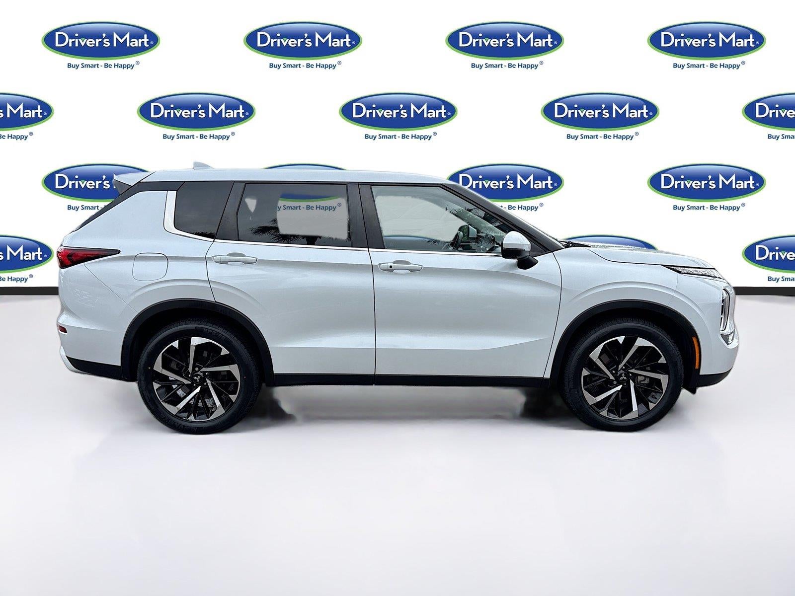 2022 Mitsubishi Outlander SE