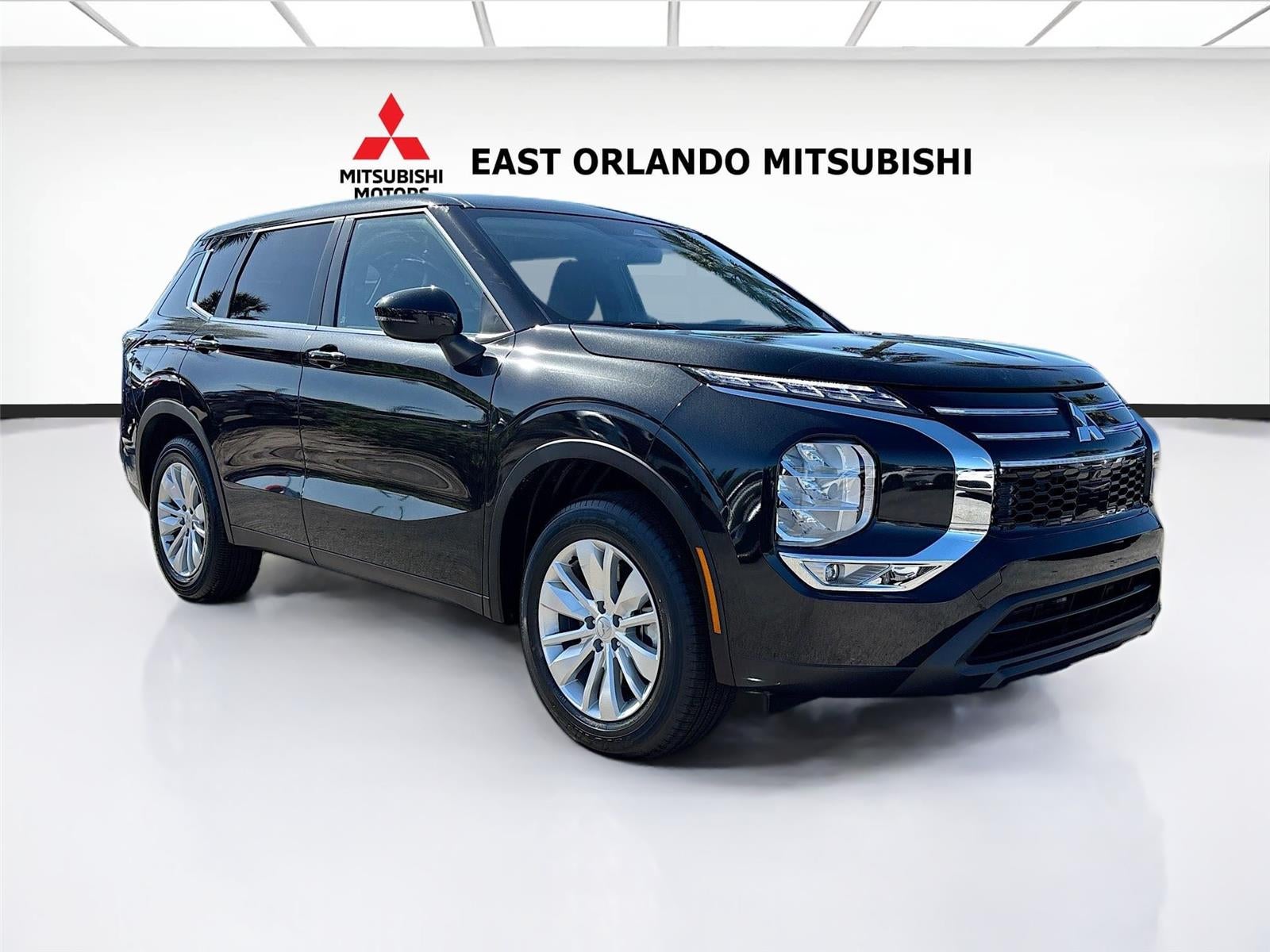 2026 Mitsubishi Outlander ES