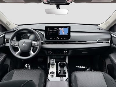 2026 Mitsubishi Outlander ES