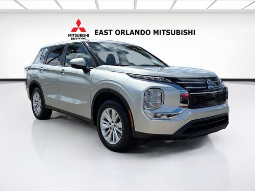 2026 Mitsubishi Outlander ES