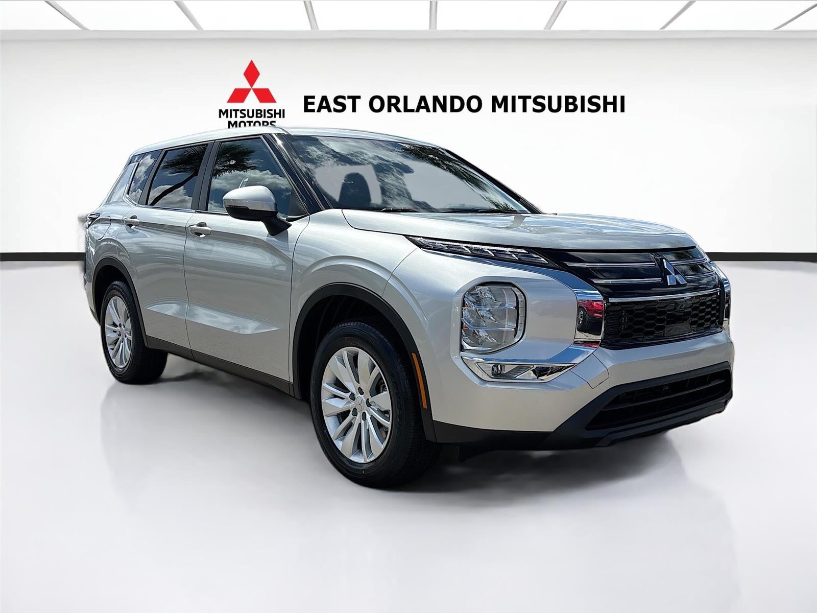 2026 Mitsubishi Outlander ES