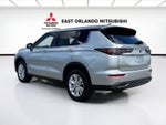 2026 Mitsubishi Outlander ES