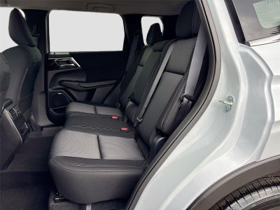 2026 Mitsubishi Outlander ES