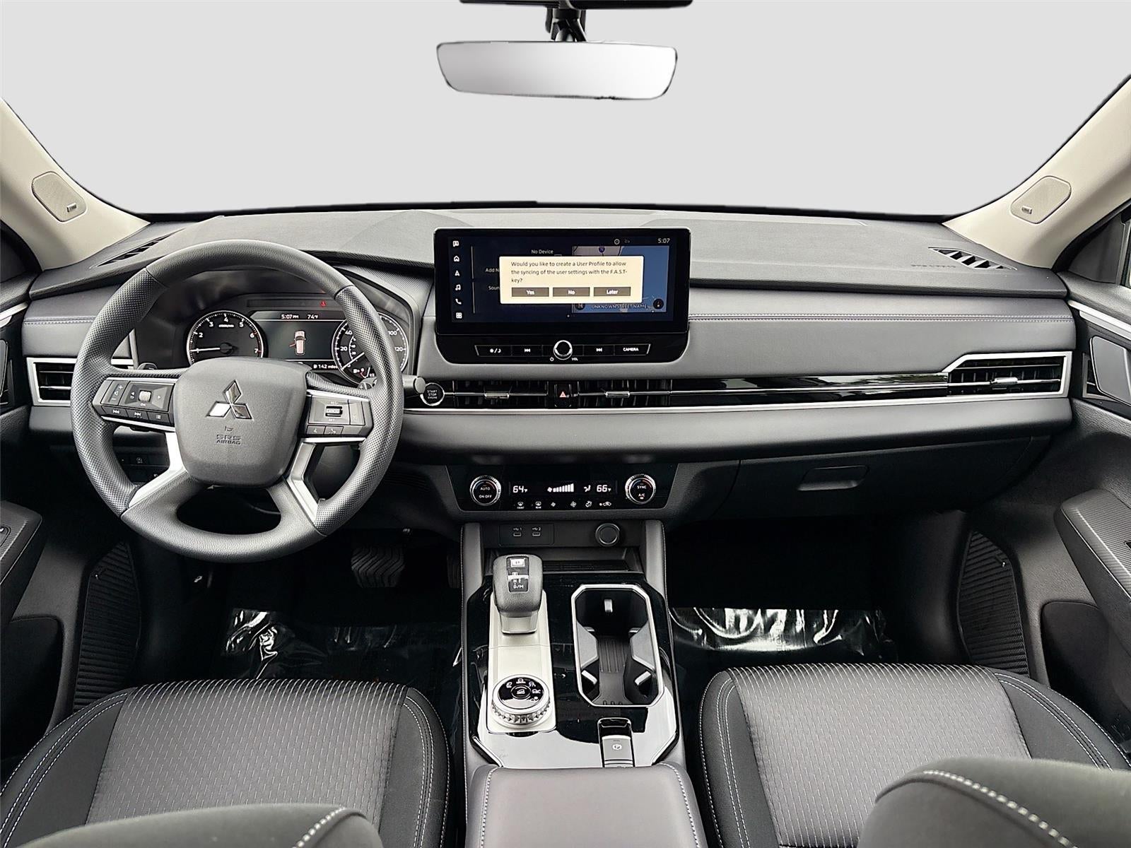 2026 Mitsubishi Outlander ES