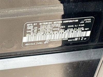 2025 Mitsubishi Outlander SE