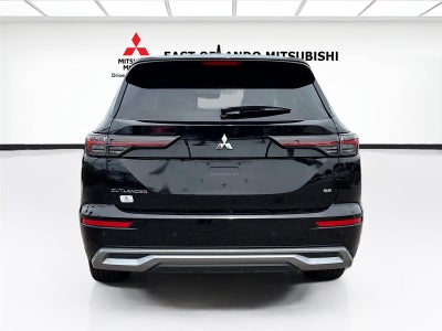 2025 Mitsubishi Outlander SE