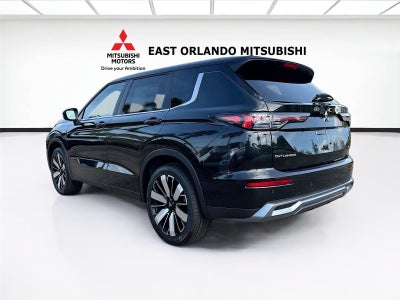 2026 Mitsubishi Outlander SE