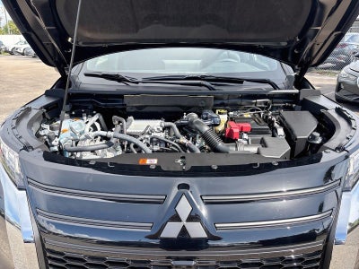 2026 Mitsubishi Outlander LE