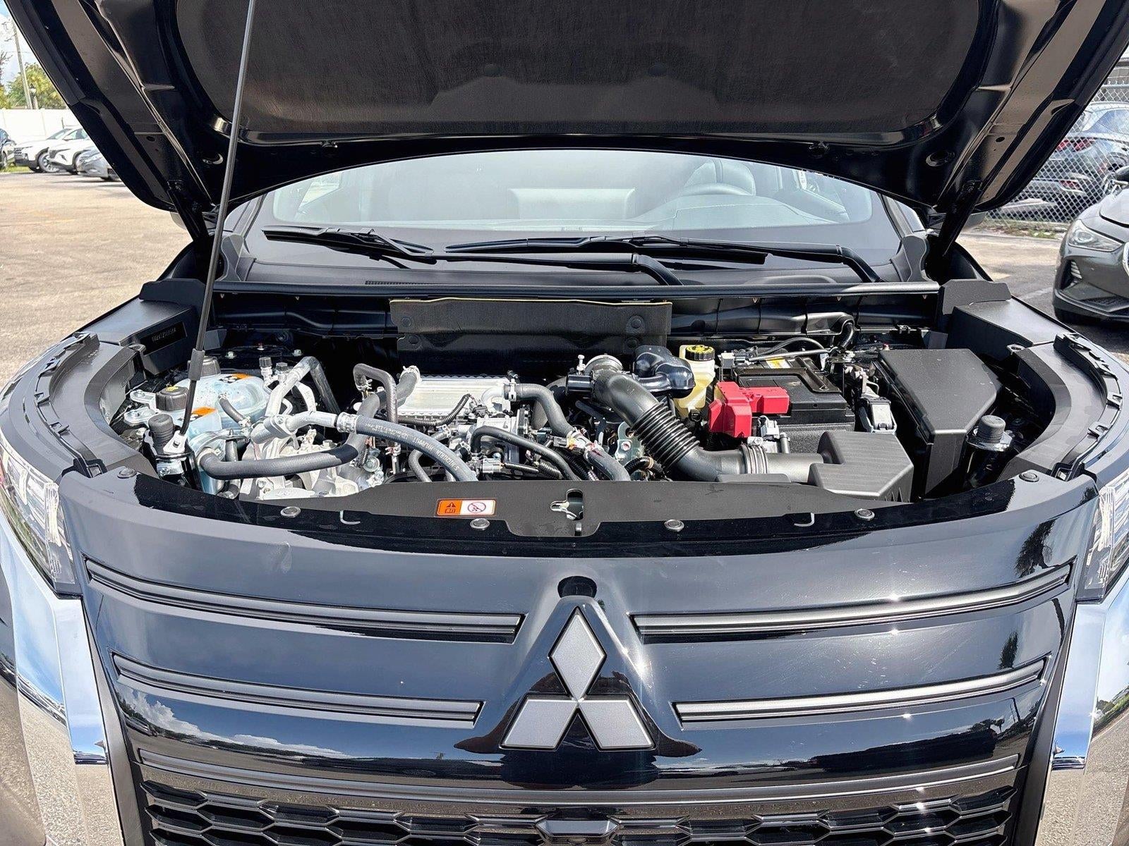 2026 Mitsubishi Outlander LE