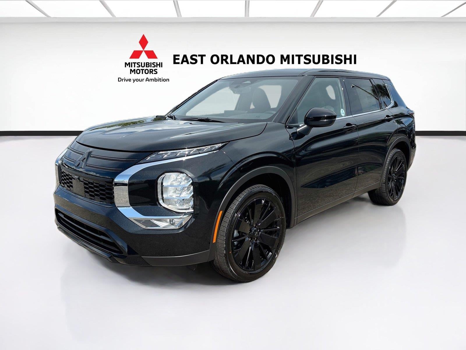 2026 Mitsubishi Outlander LE