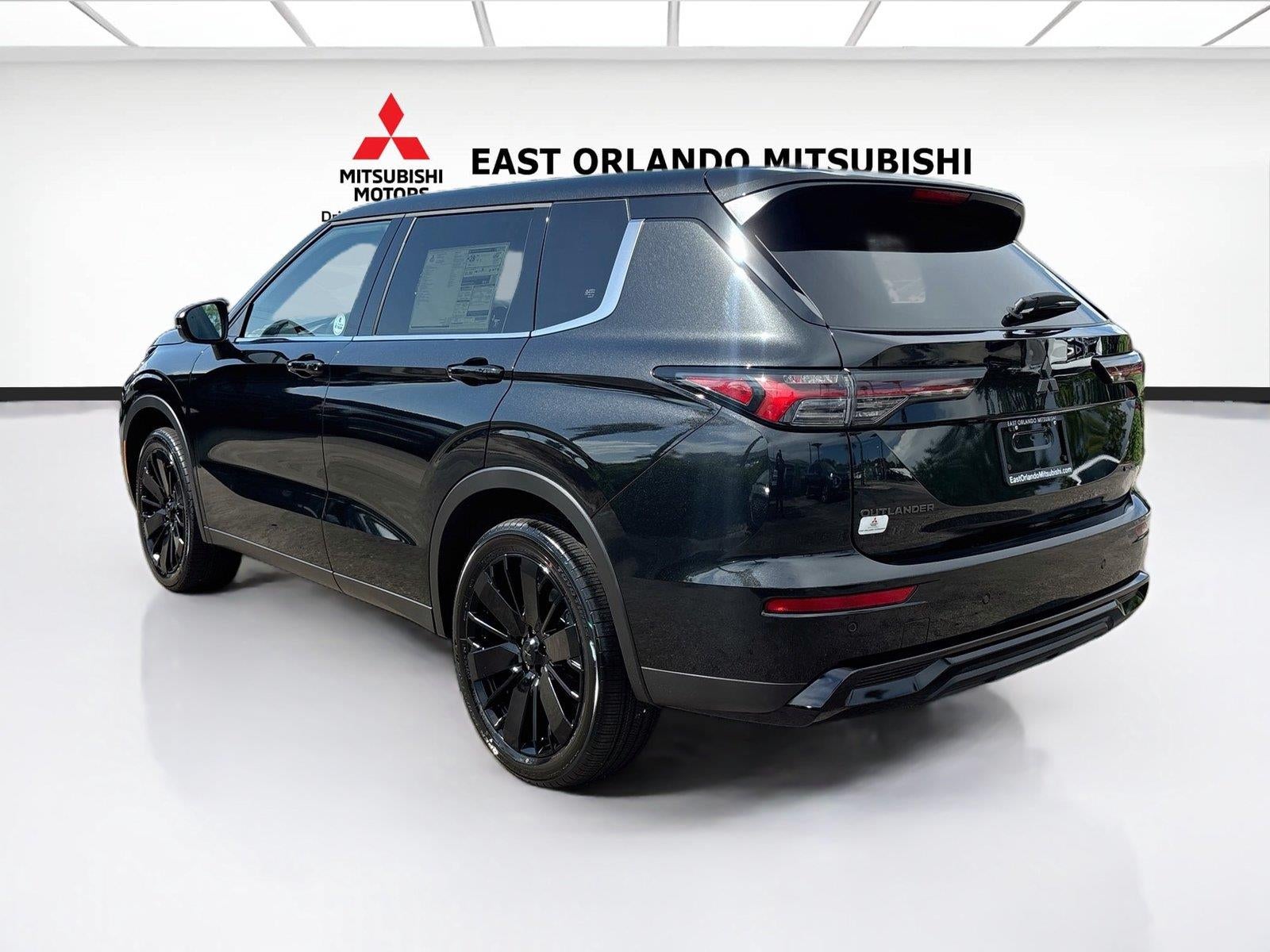 2026 Mitsubishi Outlander LE