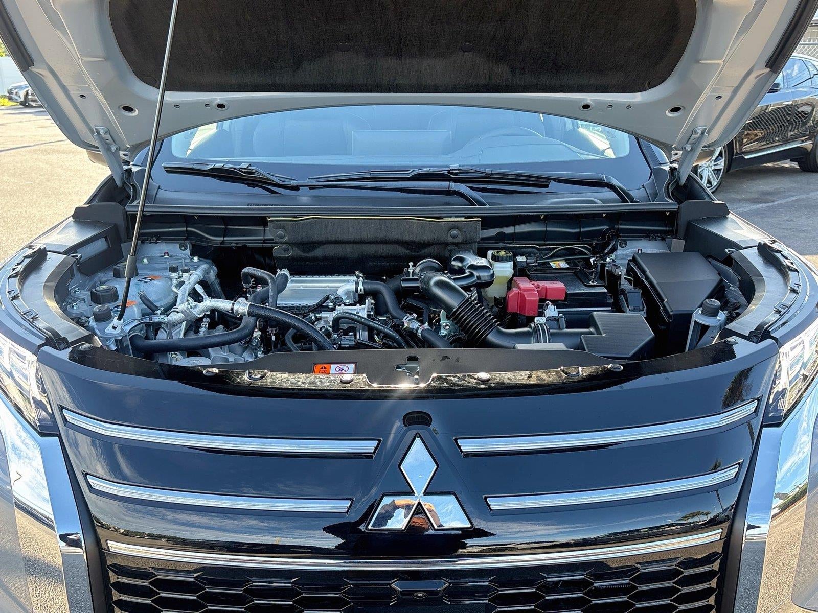 2026 Mitsubishi Outlander SE