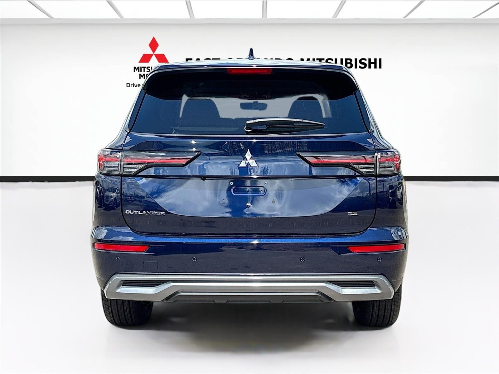 2026 Mitsubishi Outlander SE
