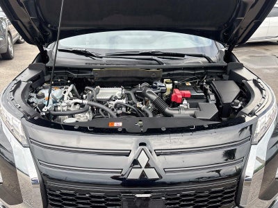 2026 Mitsubishi Outlander LE