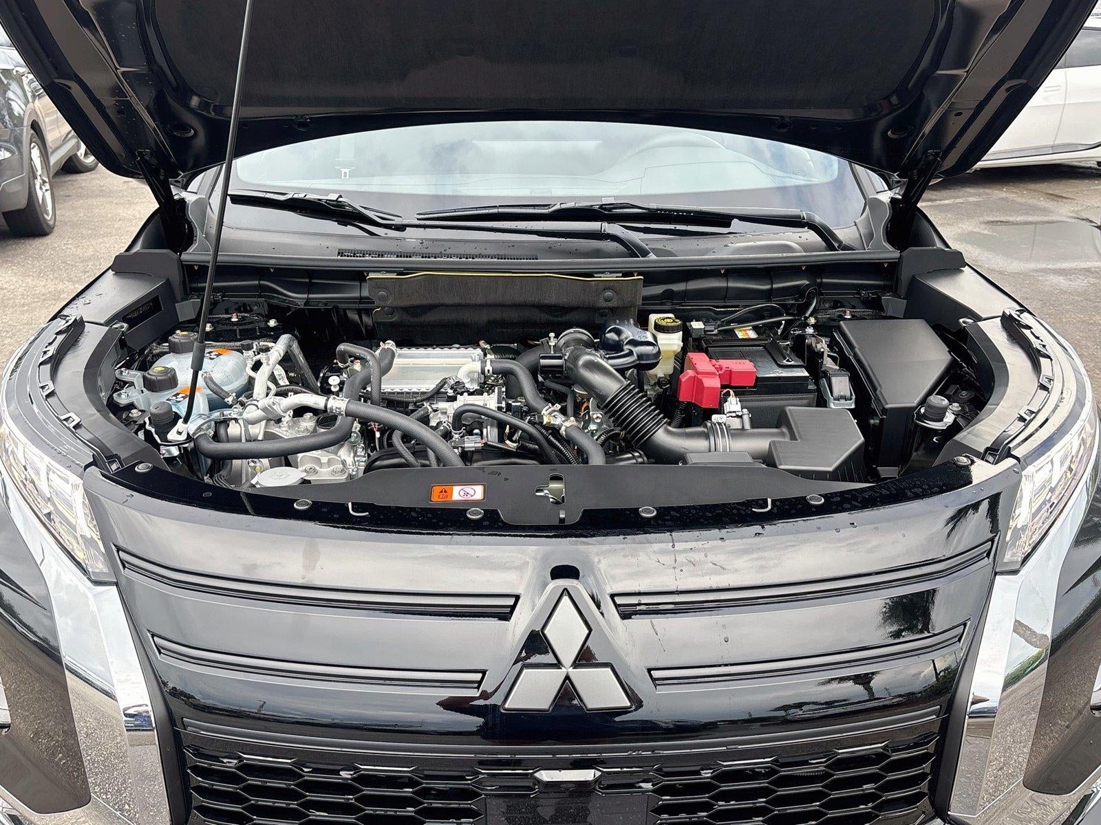2026 Mitsubishi Outlander LE