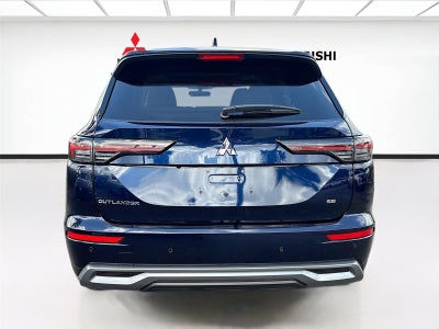 2026 Mitsubishi Outlander SE