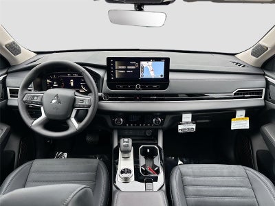 2026 Mitsubishi Outlander SE