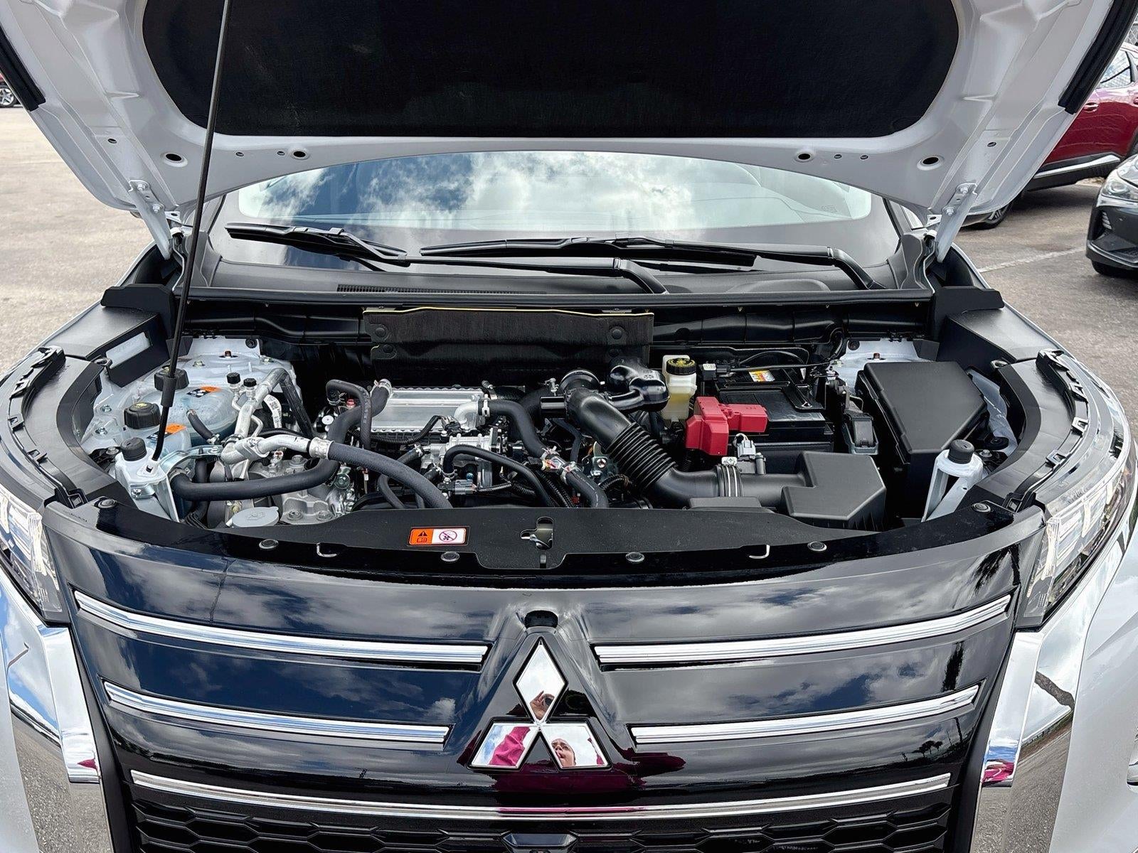 2026 Mitsubishi Outlander SE