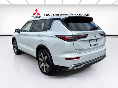 2026 Mitsubishi Outlander SE