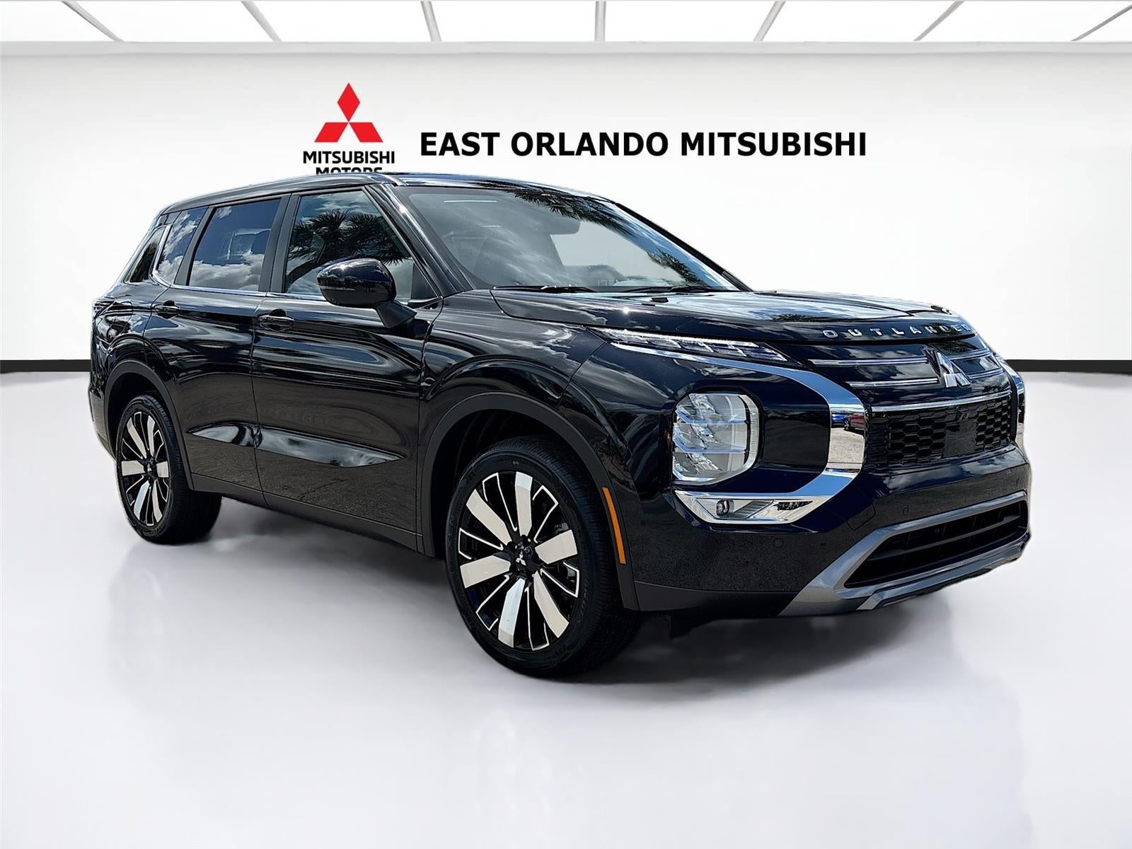 2026 Mitsubishi Outlander SE
