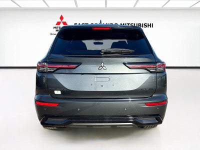 2026 Mitsubishi Outlander LE