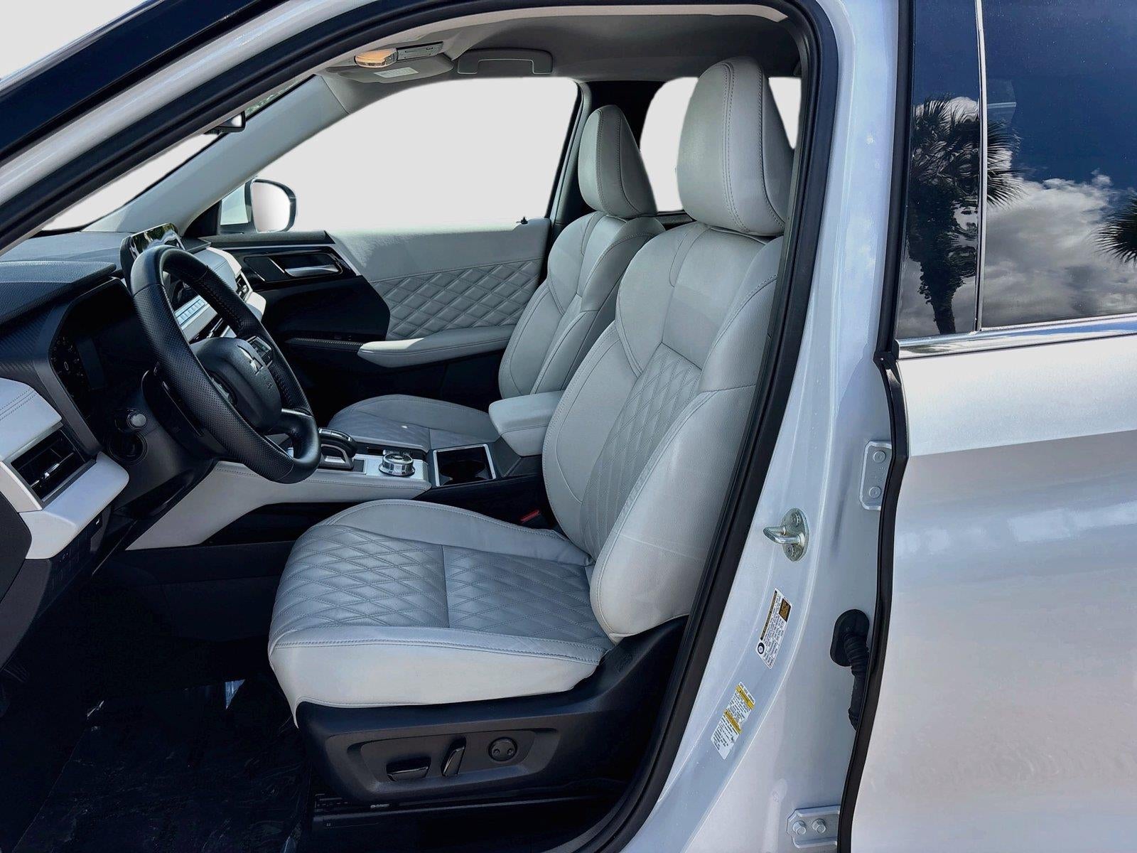 2024 Mitsubishi Outlander SEL