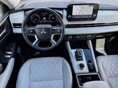 2024 Mitsubishi Outlander SEL