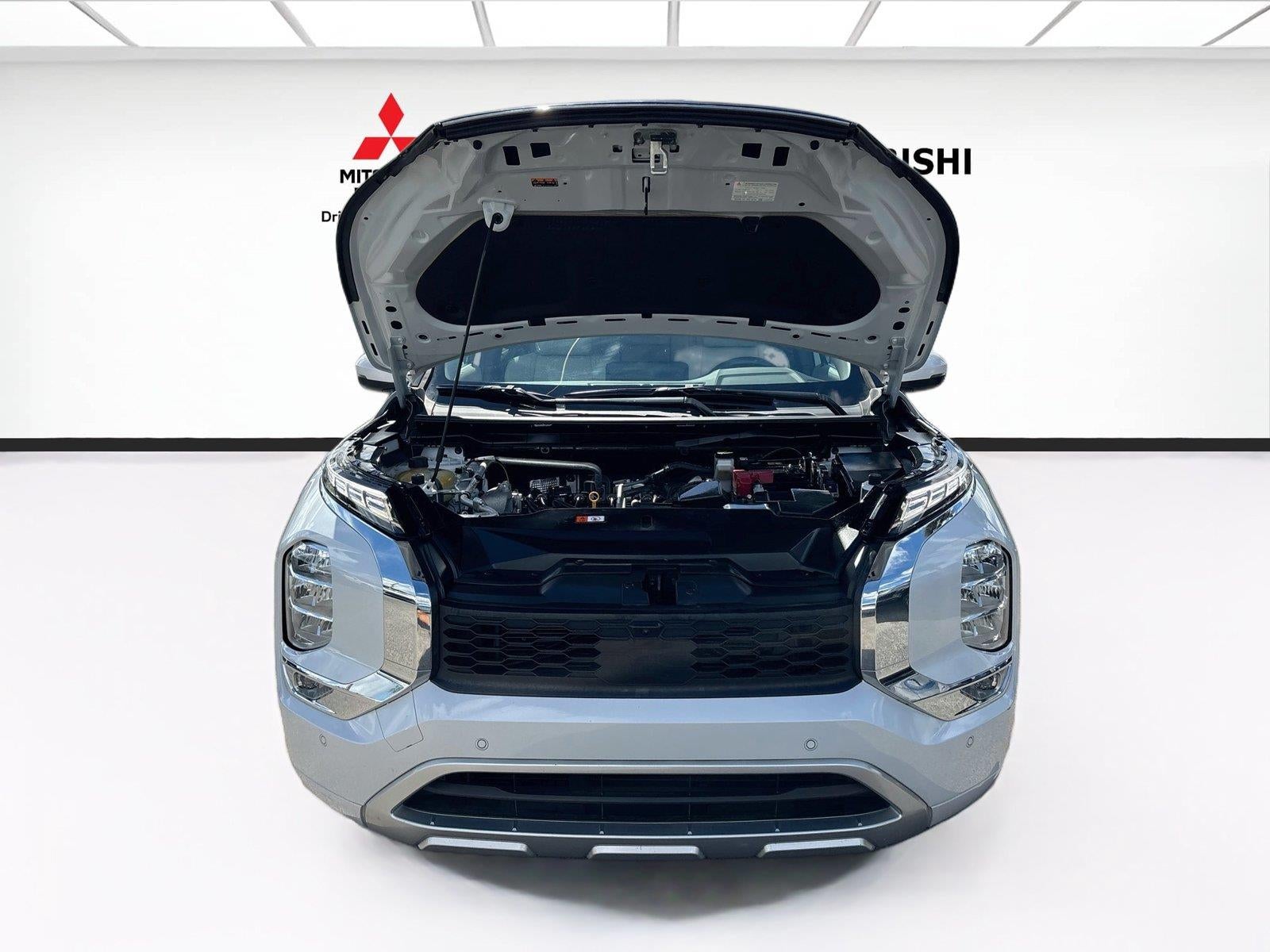 2024 Mitsubishi Outlander SEL