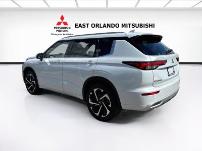 2024 Mitsubishi Outlander SEL